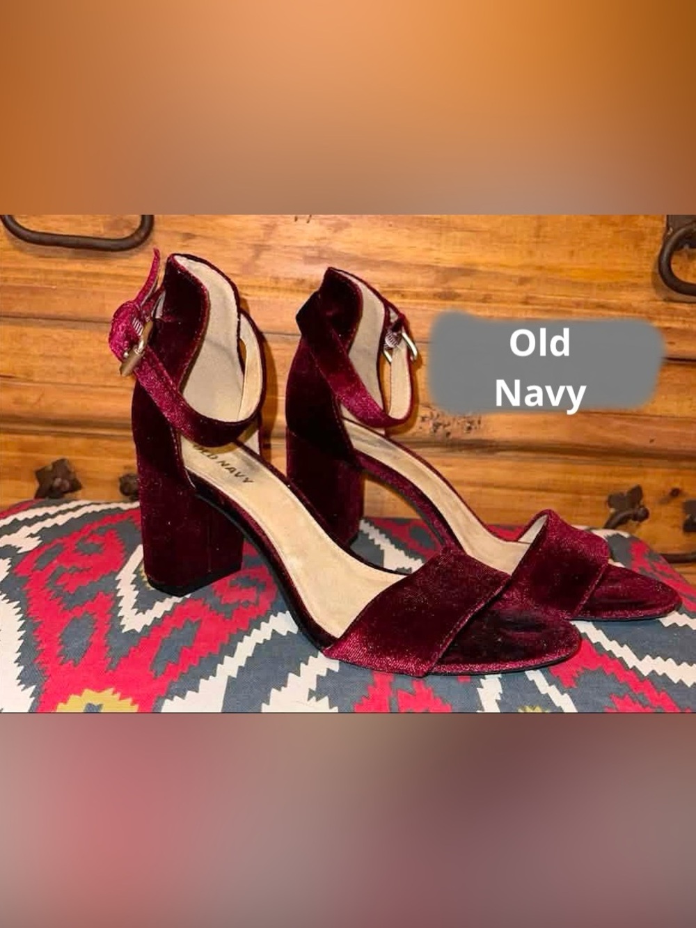 Old Navy Women's Wine Velvet Block Heel Sandals